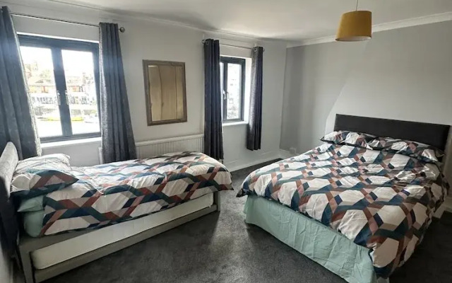 Quayside Quarters Harbourside Apartment