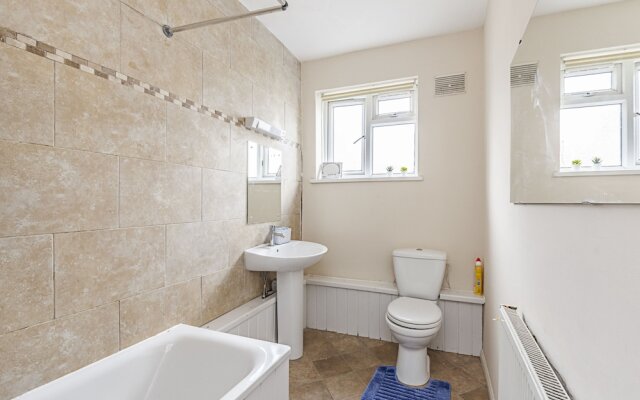 Modern City Apartment Aldgate