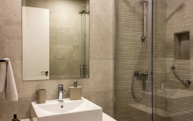 Arenal Suites Gran Via