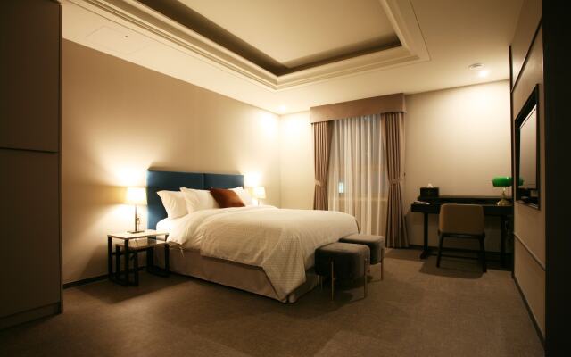 Polaris Hotel