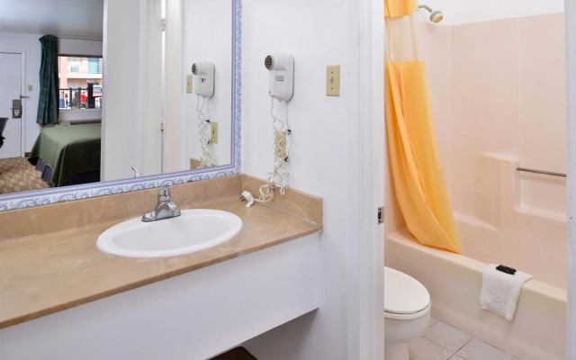Americas Best Value Inn Clute Lake Jackson