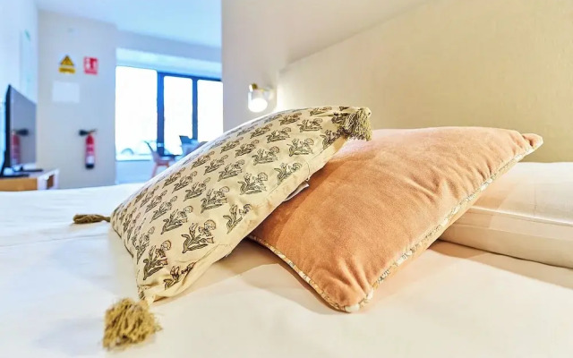 Apartamentos Delia by gaiarooms