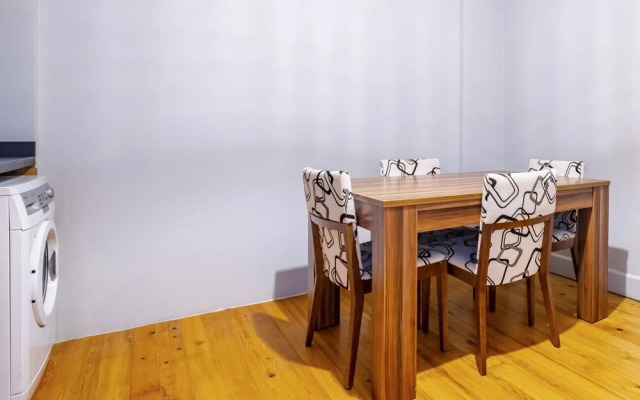Refreshing and Central Apartment in Beyoglu
