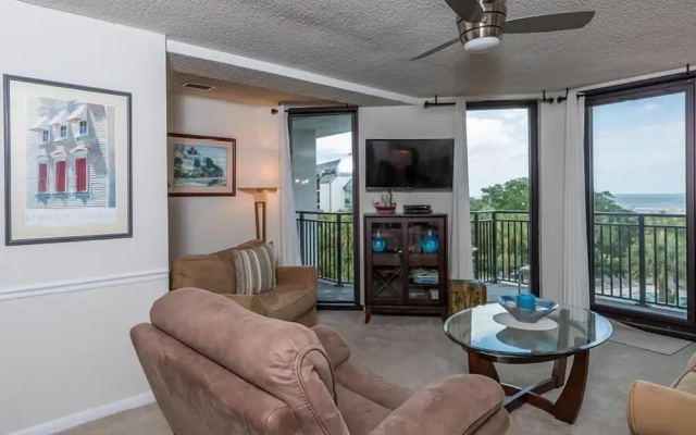 Shipwatch 308b by Wild Dunes, Oceanfront Condo With Resort Amenity Access