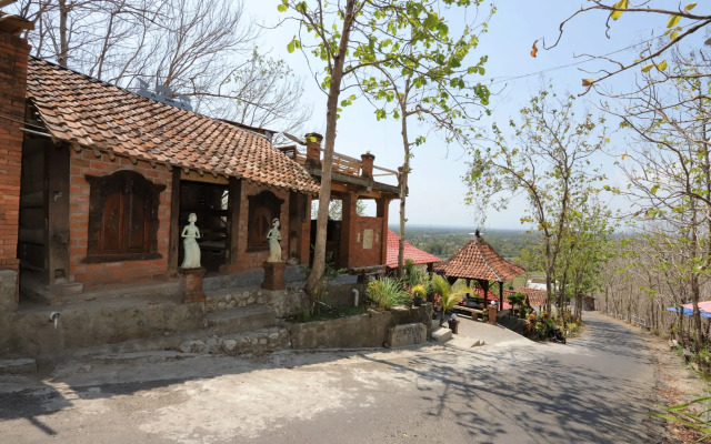 NewAlasKuliner & HomestayWatulumbung