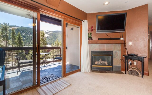 Oro Grande by Summit County Mountain Retreats