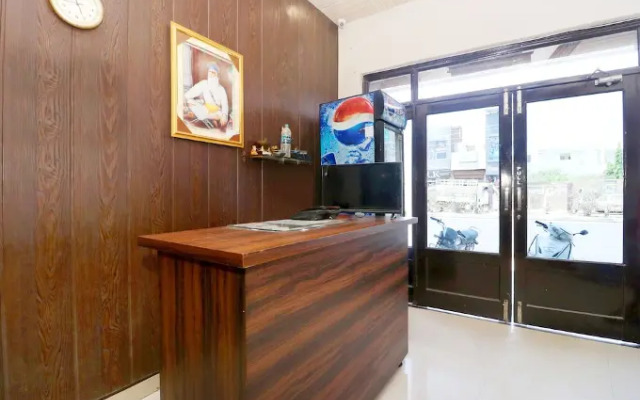Rj Royal Guest House by OYO Rooms