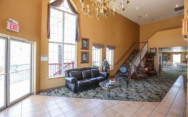 Presley's Penthouse 2BR Branson Resort Condo