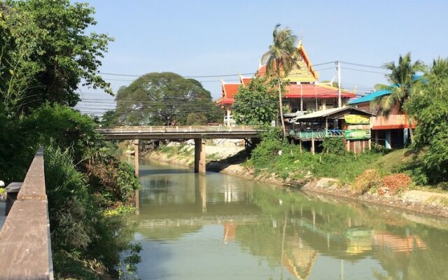 1301Hostels Ayutthaya