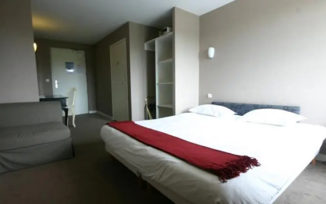 Brit Hotel La Guinguette