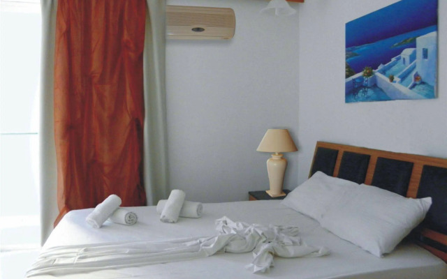 Summer Breeze Hotel
