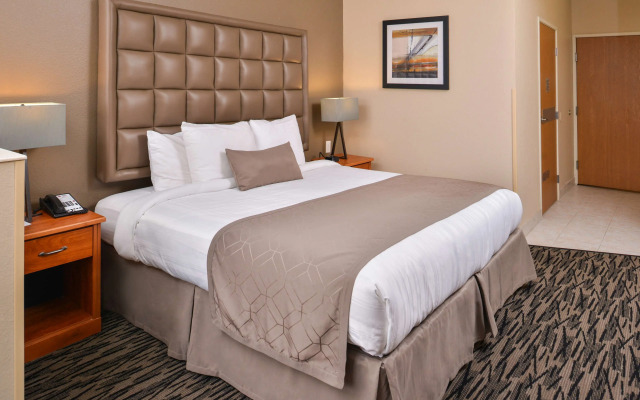 Best Western Plus Mountain View Auburn Inn