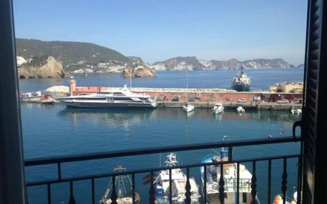 AGENZIA ISOTUR - LOCANDA NONNA GIULIA 32 VISTA MARE - Soppalcata