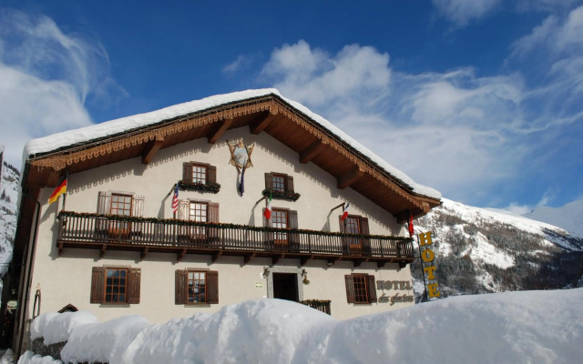 hotelImage