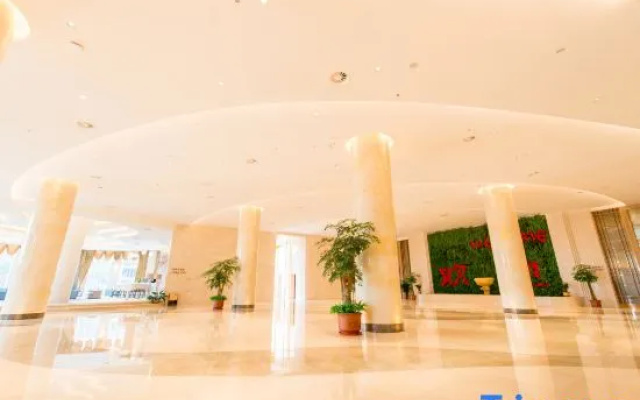 Zhushan Hotel