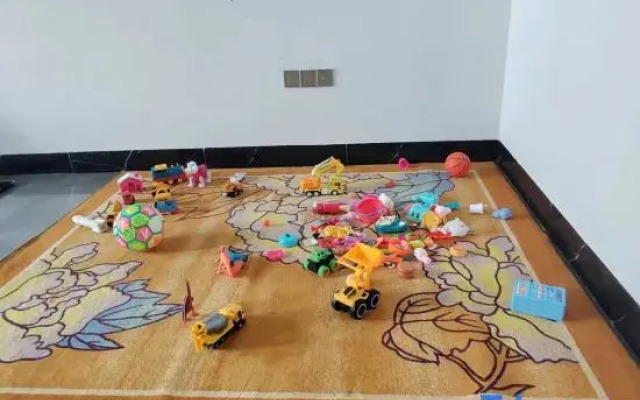 Wanzhihai Hotel (Anji Wanda Plaza Chuangye Road Subway Station)