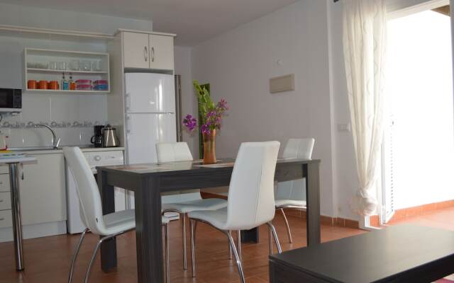 Ground floor apt with kitchenette, private patio, west facing