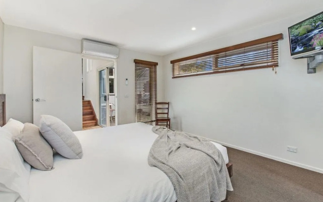 Castwood Villa No. 1