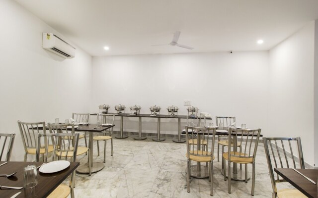 Hotel Kelvish by Foxi Group