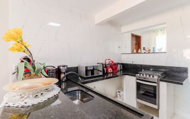 GB60 Excellent House 4 Suites