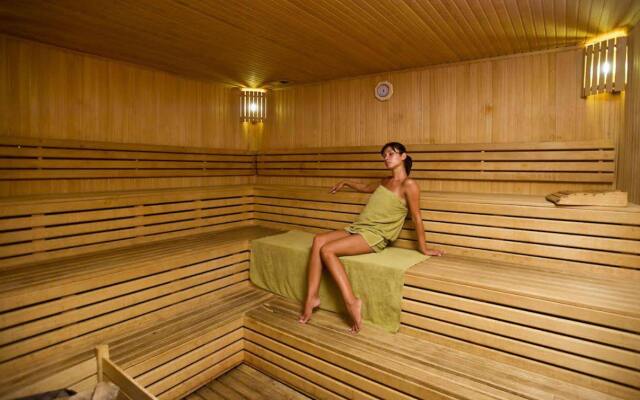 Crystal Centro Resort