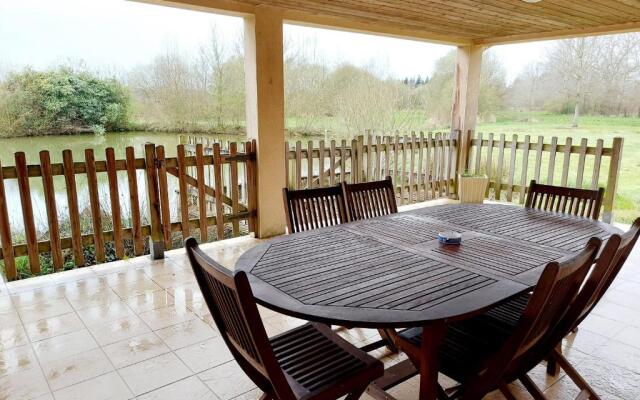 Gîte Saint-Mars-sur-la-Futaie, 4 pièces, 6 personnes - FR-1-600-94