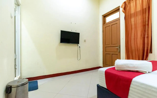 Permata House by OYO Rooms