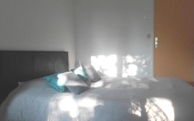 "CHEZ AURELIE" T5 100m2 4ch 2sdb parking terrasse TALENCE