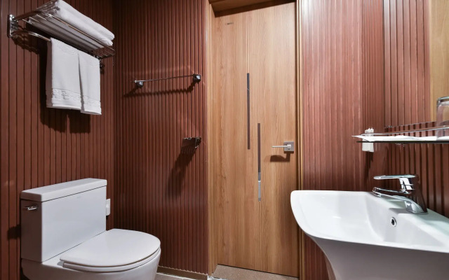 Sea & Moon Tourist Hotel