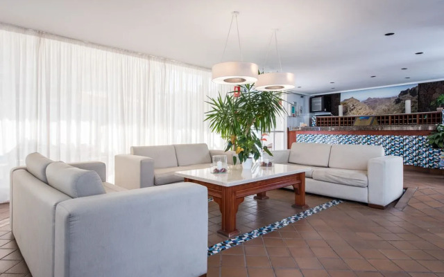 Apartamentos Vigilia Park