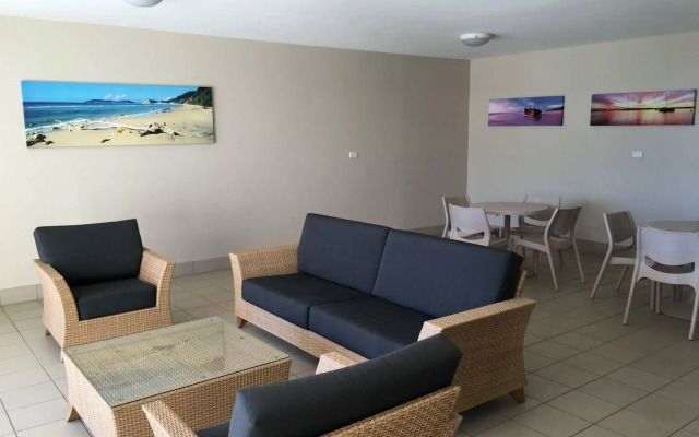 Rainbow Ocean Palms Resort