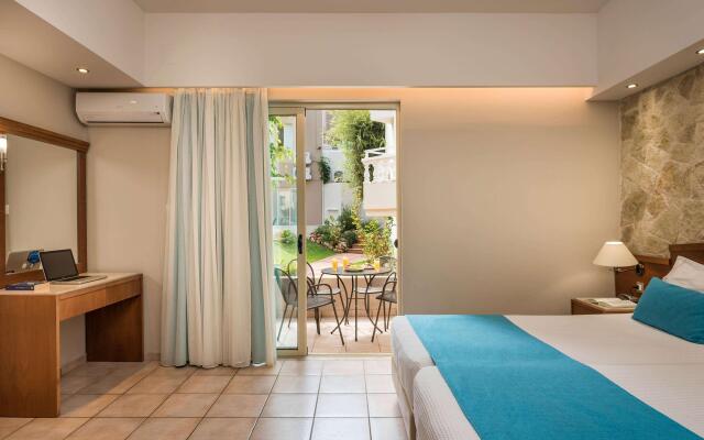 Elotis Suites