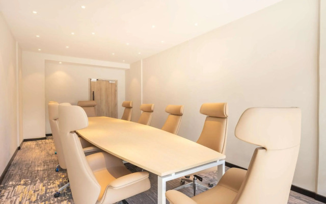 Best Western Le Saint Denis