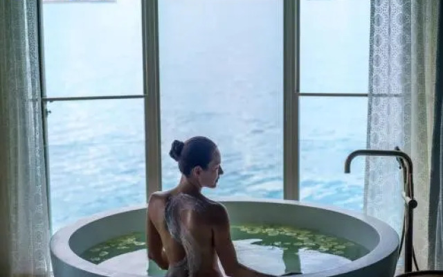 InterContinental Maldives Maamunagau Resort by IHG