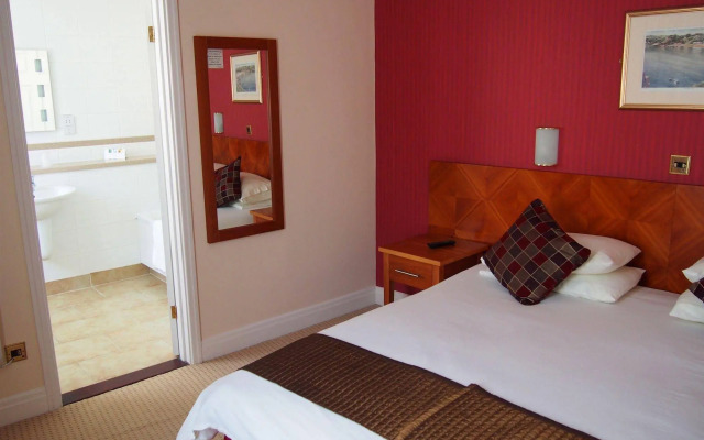 Mayfair Hotel