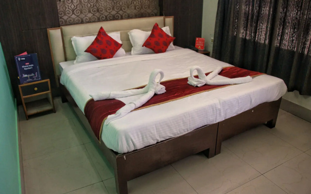 Blue Moon Guest House by OYO Rooms