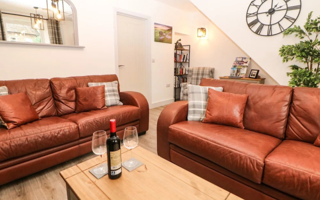 1 Orchard View