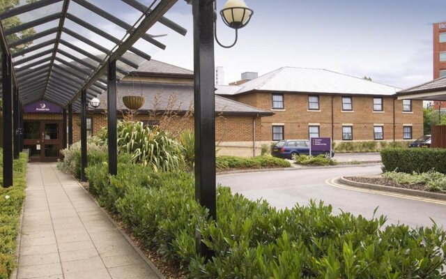 Premier Inn Bracknell Central Hotel