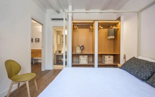 Le Niche Holiday Home With Balcony