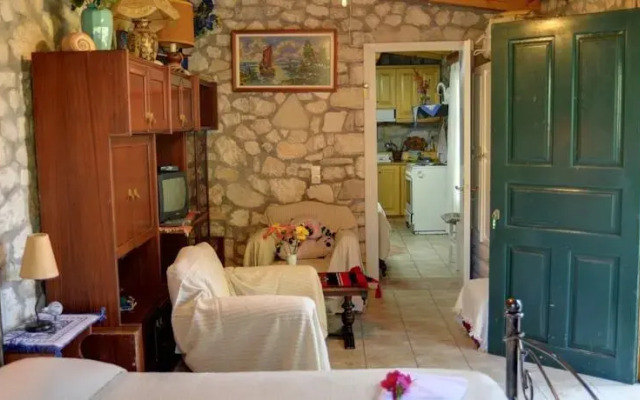 Rea & Soula Apartments