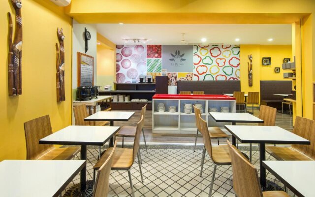CHECK inn Express Taichung Fengchia