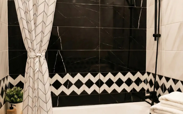 Апартаменты на Дорофеева 5