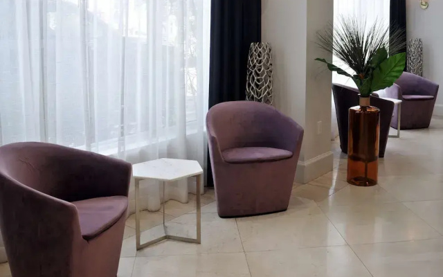 Hotel Morrison FLL Airport