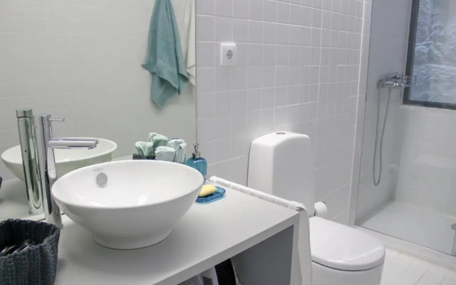 Bonjardim Flats - T1 + 1 com terraço