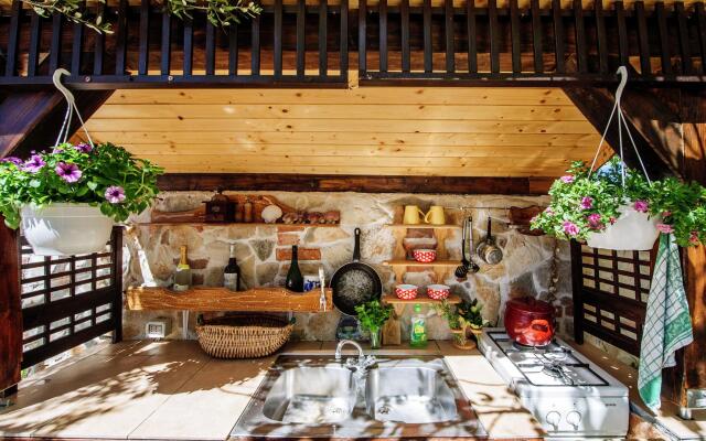 Cozy Holiday Home in Zadar with Swimming Pool