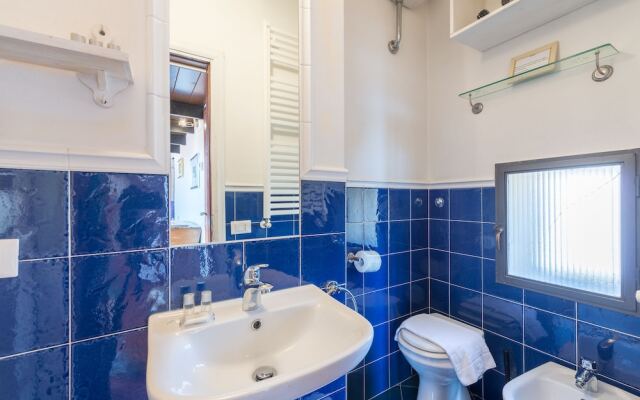 1200 Torre Donati Apartments by Mmega