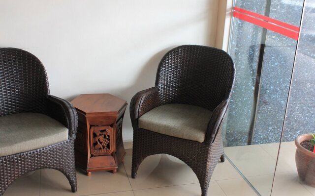 B Link Hotel