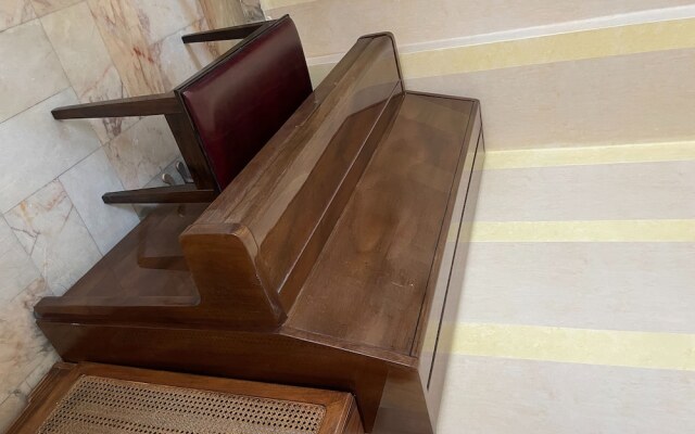 New Jdeideh, Including Generator, Furnished Apartment, Parking, Great Location
