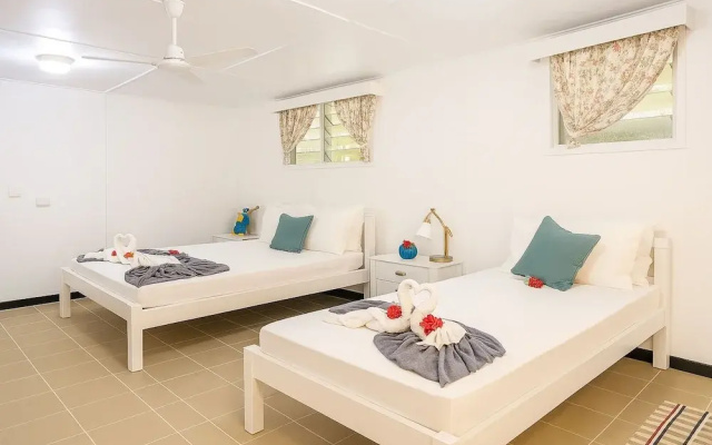 Garden Reef Bungalows