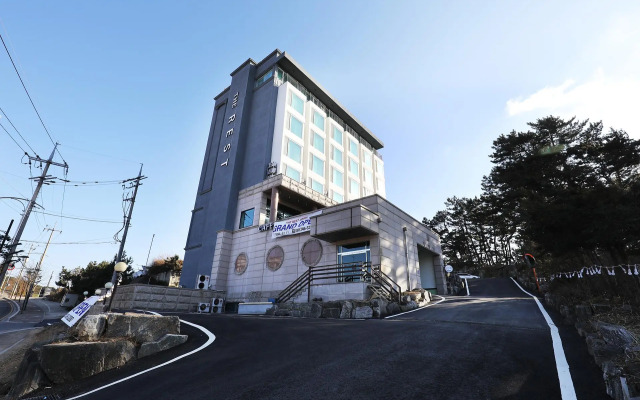 Incheon Airport Cherbourg Hotel